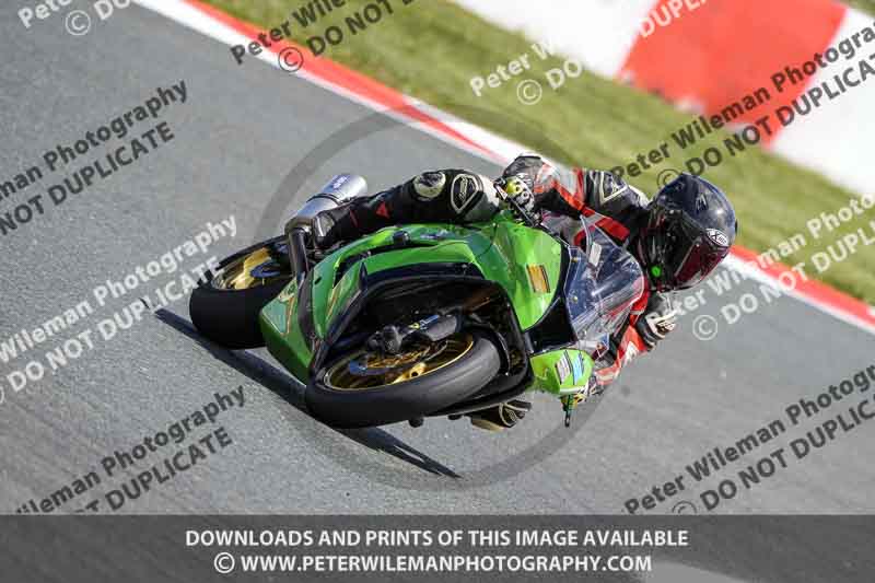 cadwell no limits trackday;cadwell park;cadwell park photographs;cadwell trackday photographs;enduro digital images;event digital images;eventdigitalimages;navarra;no limits trackdays;peter wileman photography;racing digital images;trackday digital images;trackday photos